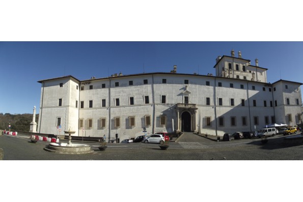Fig. 5 - Palazzo Chigi di Ariccia (RM)